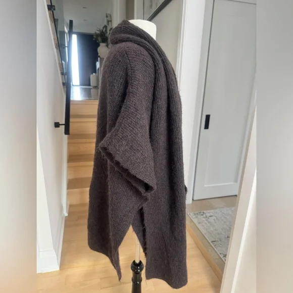 ZARA NWT Oversized Knit Cape Sweater Coat w/ Attached Scarf Brown Size S - Picture 4 of 7